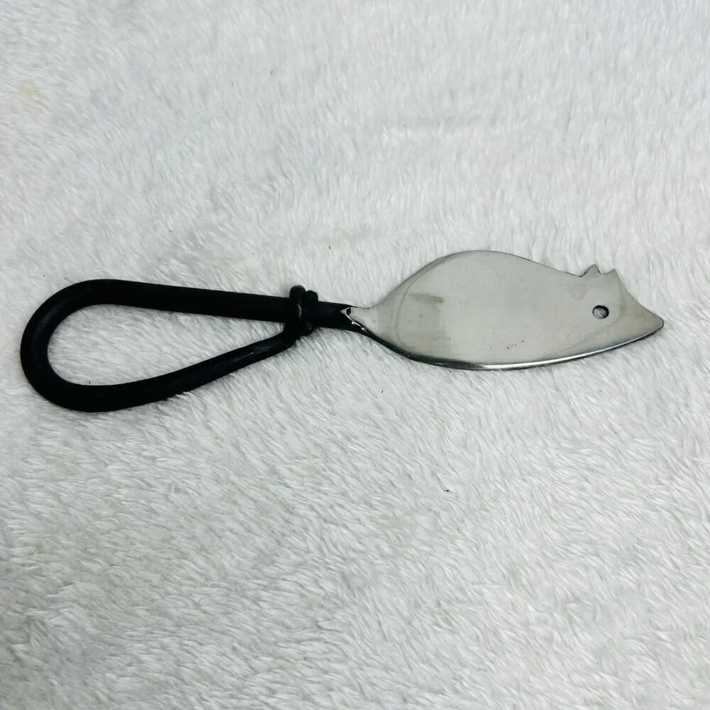 New Hampshire Bowl & Board Mouse Shaped Cheese Knife Spreader Cast Iron Handle